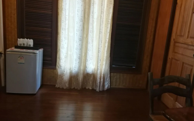 Ban Suan Nern Tawan
