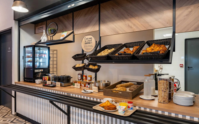 B&B HOTEL Valenciennes Onnaing