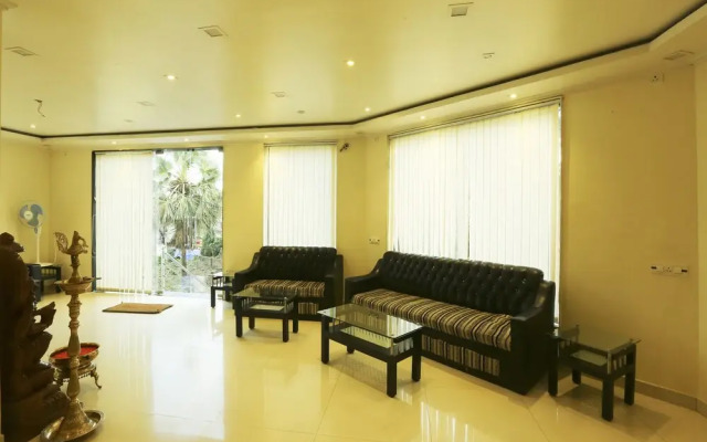 OYO 10565 Hotel Mira International