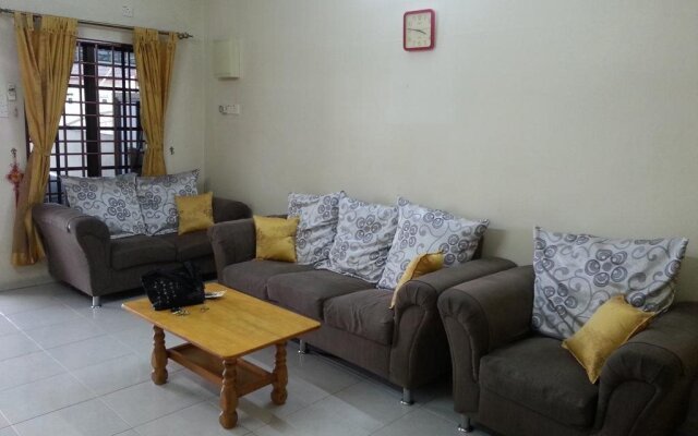 Woolley Ipoh Garden Homestay