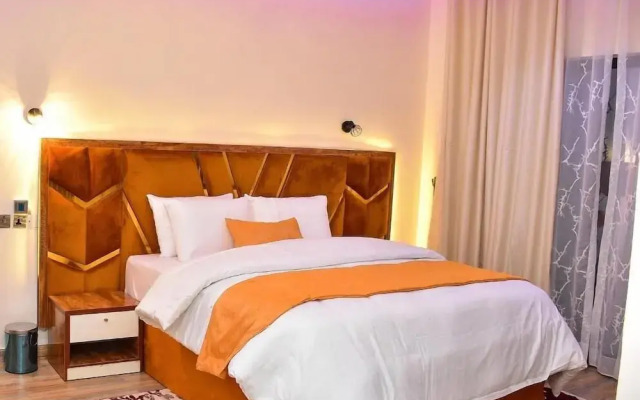 Kim Royal Hotel And Suites