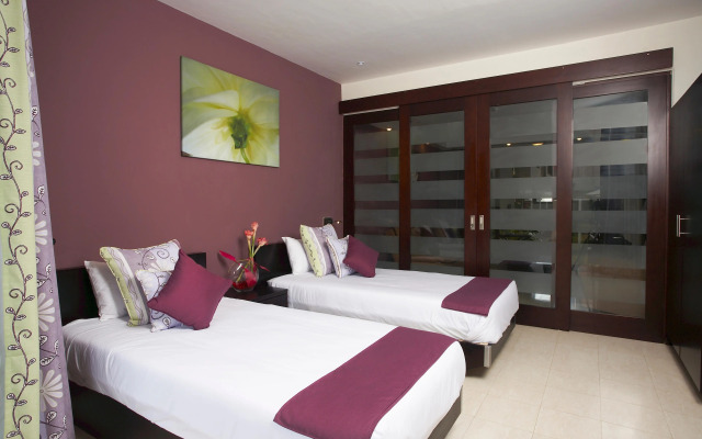 Grand Bay Suites