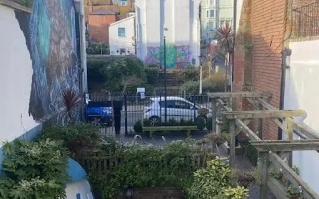 55 High Street - Designer House by Sea