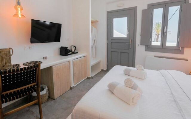 Eternity Suites Santorini