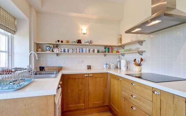 Inchgarry Court Main