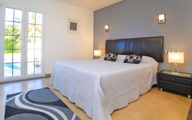 House Nadine Calpe/Calp
