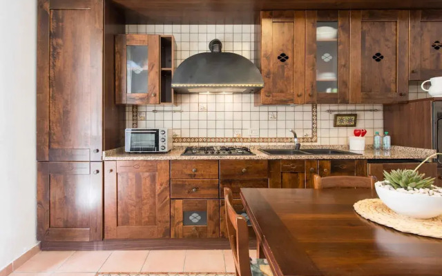 A Family Apartment in Mondello