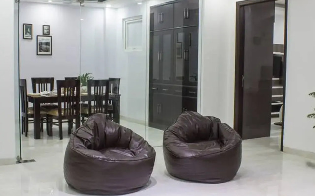 Parfait Street 3bhk Service Apartment Near Fortis