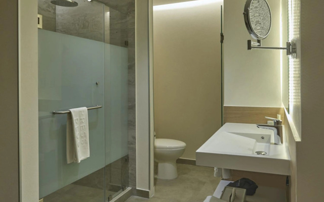 City Express Plus by Marriott San Luis Potosí