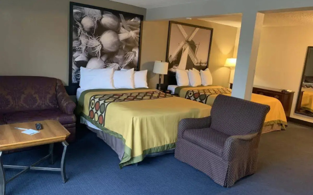 Sutton Suites Hotel