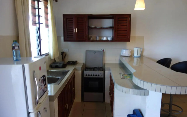 Diani Star Beds
