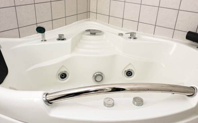 8 Person Holiday Home in Hadsund