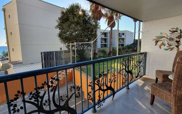 West Beach Lagoon 210 – Amazing Views