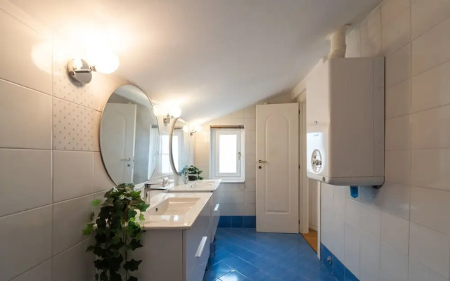 Attic Persichetto With Stunning View of Bologna
