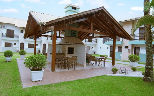 Paraiso Tropical Apartamentos e Camping