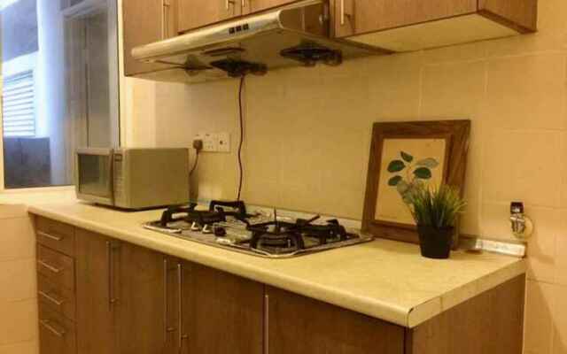 Windsor Tower Serviced Apartment