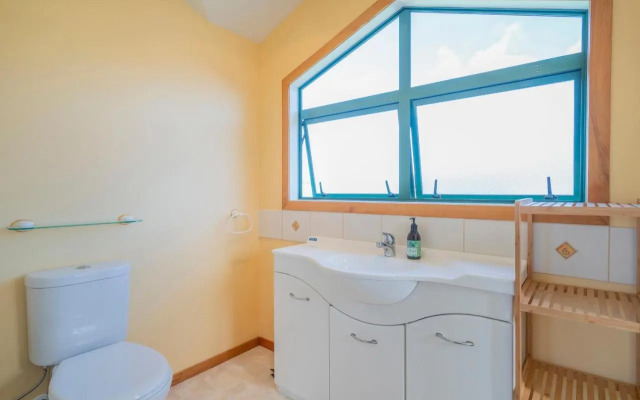 Sensational on Centennial - Whitianga Holiday Home