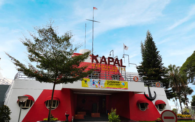 Kapal Garden Hotel by UMM