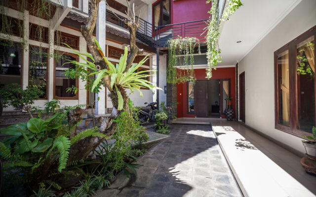 RedDoorz near Ngurah Rai Airport 2