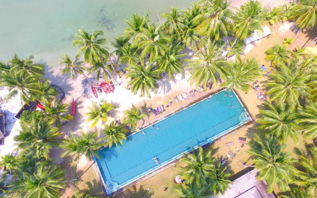 Peninsula Beach Resort