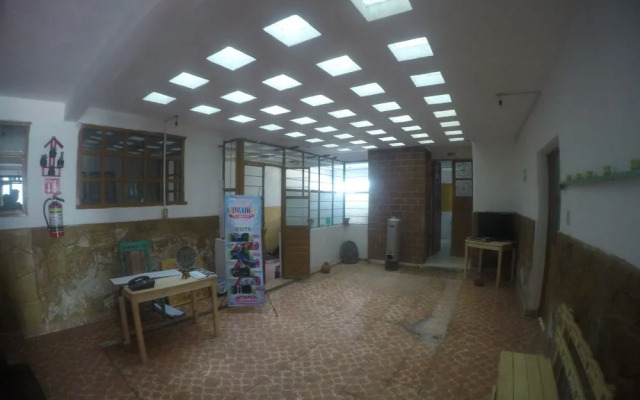 Mochileros Eco Hostal - Hostel