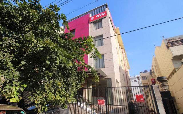 OYO Flagship 504 Greater Kailash