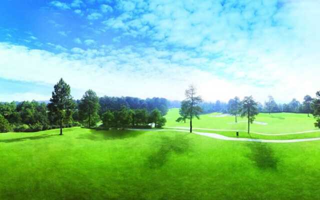 Huangshan Pine Golf & Country Club