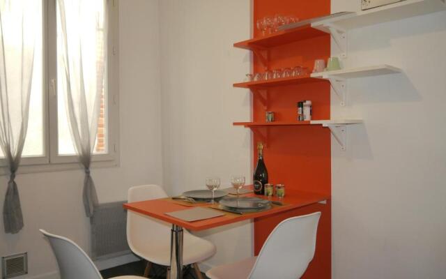 Appartement hypercentre Tarbes - 2 grandes chambres