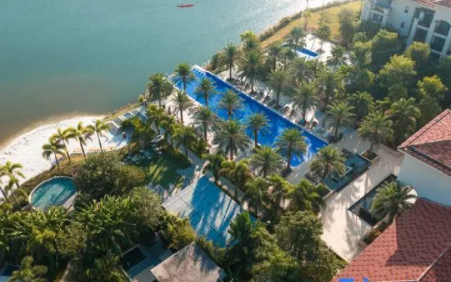 Springwoods Club Palm Tree Hotel