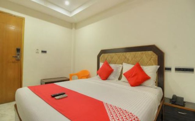 Hotel Srees by OYO Rooms