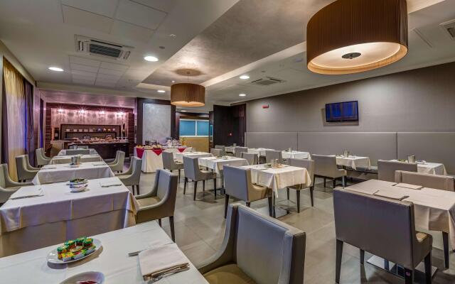 Best Western Plus Hotel Perla Del Porto