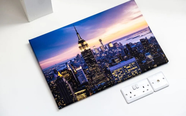 Stay Smiling- Bradford City Centre