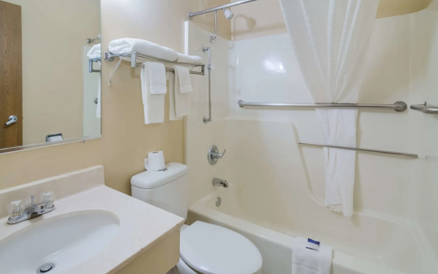 Americas Best Value Inn Fargo