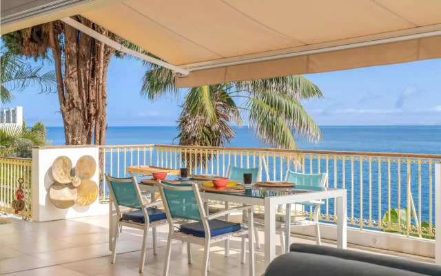 Villa Beach Club