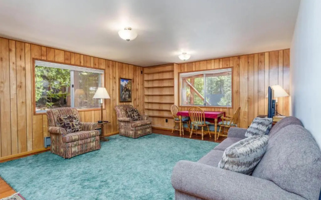 Hutchings Cabin & Apartment