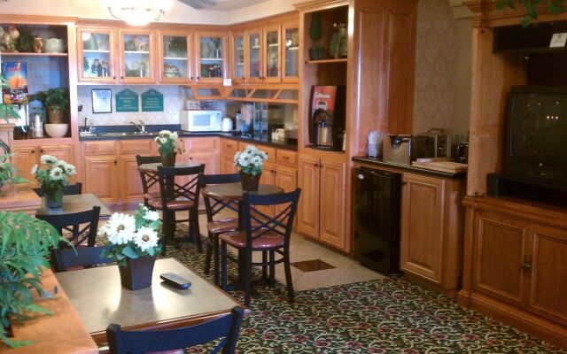 SureStay Plus Hotel by Best Western Warner Robins AFB