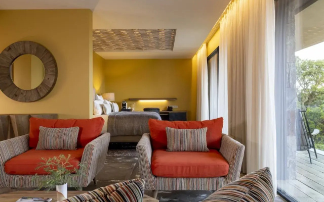 Les Regalia Hotel & SPA