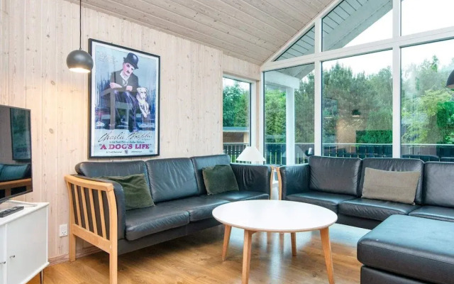 10 Person Holiday Home in Glesborg