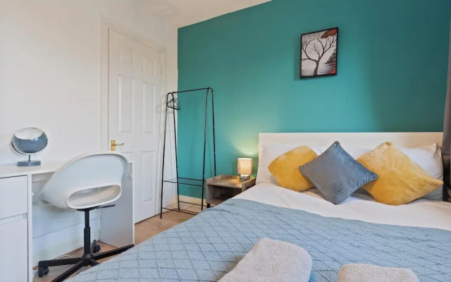 Cozy London Townhouse With 4 Bedrooms
