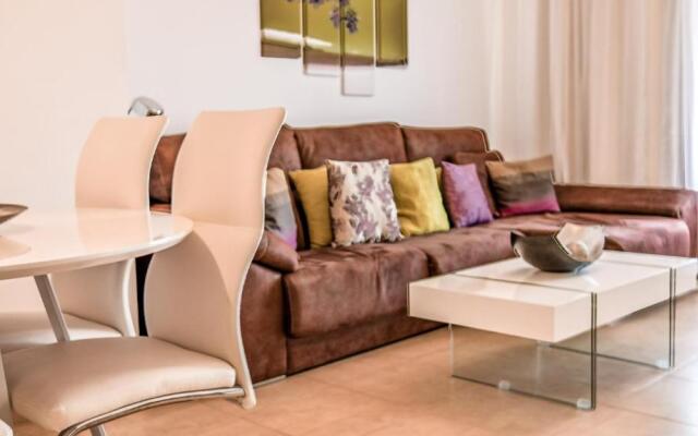 Beautiful 2 Bedroom Apartment - EO6821MM