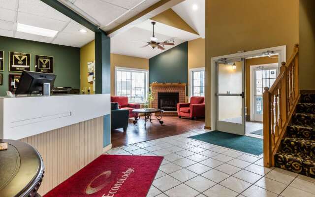 Econo Lodge Inn And Suites Dickson