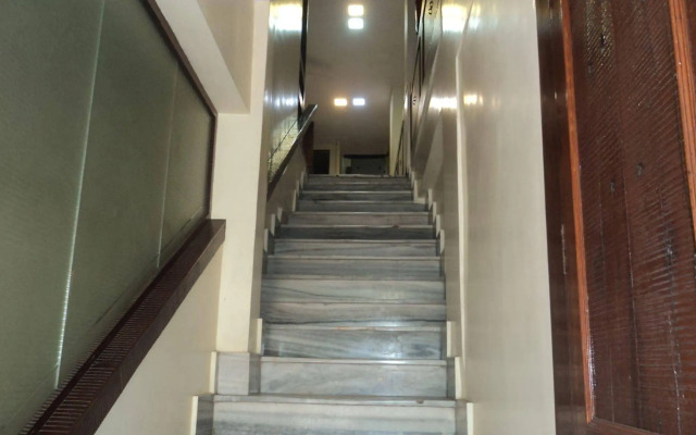 Benazeer Hotel