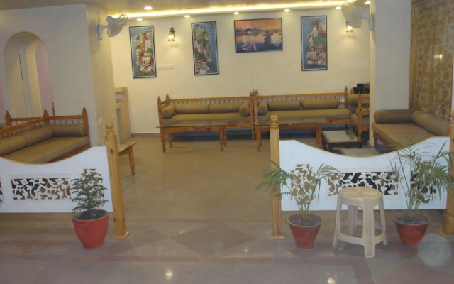 OYO Premium Assi Ghat