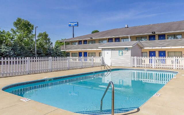 Motel 6 Ashland, OH
