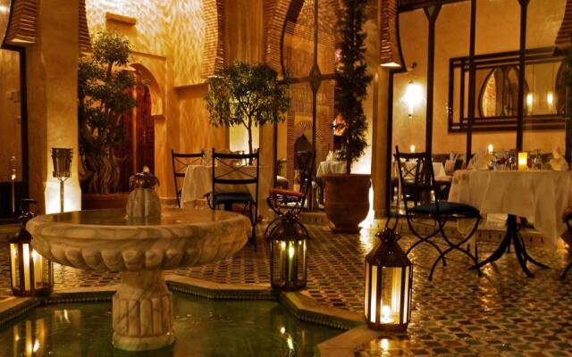 Riad Le Perroquet Bleu