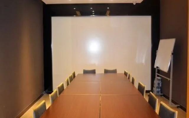 Junzilan Hotel (Haikou Shangbang Parkway City Wangfujing Haiken Square)