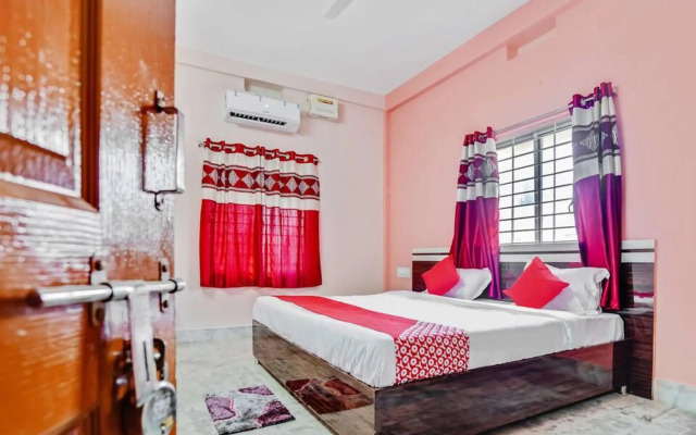 Satya Homes by OYO Rooms