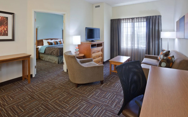 Candlewood Suites Eagan Arpt South - Mall Area by IHG