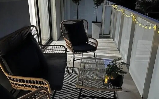 Kępa Mieszczańska Apartament by Renters