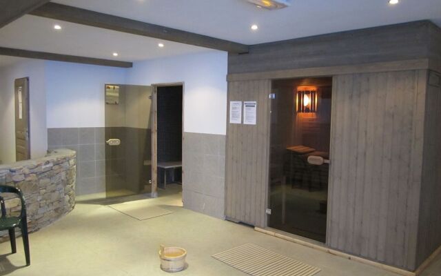 Tasteful Apartment Directly on the Slopes of Plagne Soleil